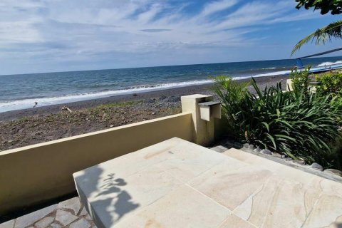 4 bedrooms Villa in Kubutambahan, Buleleng, Indonesia No. 9040 3