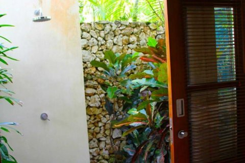 3 bedrooms Villa in South Kuta, Badung, Indonesia No. 9038 8