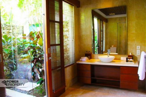 3 bedrooms Villa in South Kuta, Badung, Indonesia No. 9038 9
