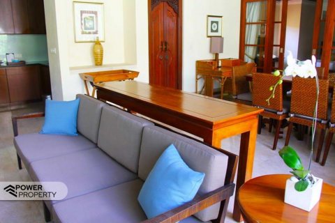 3 bedrooms Villa in South Kuta, Badung, Indonesia No. 9038 13