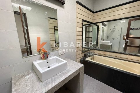 Вилла с 2 спальнями в Kerobokan, Бадунг, Индонезия № 13093 5