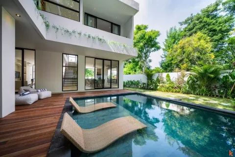 3 bedrooms Villa in South Kuta, Badung, Indonesia No. 10847 2