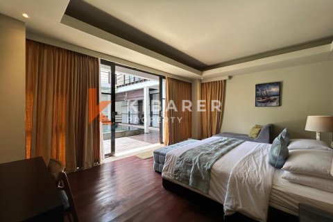 4 bedrooms Villa in Jimbaran, Badung, Indonesia No. 12142 12
