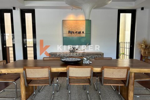 4 bedrooms Villa in Jimbaran, Badung, Indonesia No. 12142 23