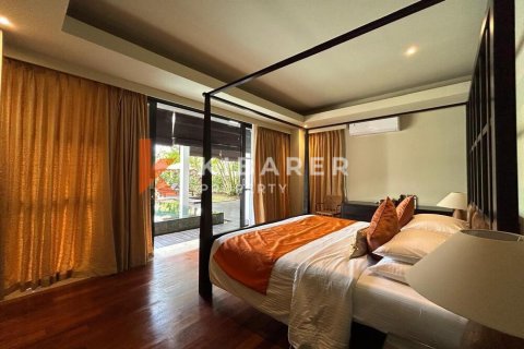 4 bedrooms Villa in Jimbaran, Badung, Indonesia No. 12142 8