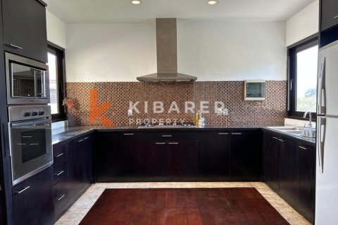 4 bedrooms Villa in Jimbaran, Badung, Indonesia No. 12142 25
