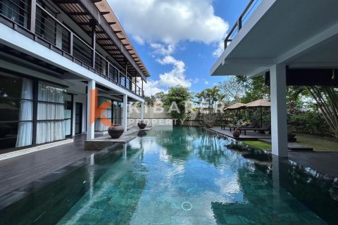 4 bedrooms Villa in Jimbaran, Badung, Indonesia No. 12142 3