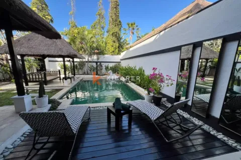 Вилла с 2 спальнями в Seminyak, Бадунг, Индонезия № 12140 2