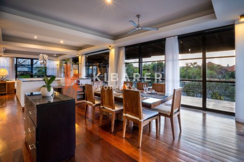 4 bedrooms Villa in Jimbaran, Badung, Indonesia No. 12143 3