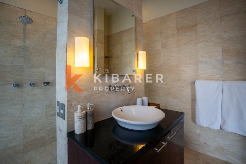 4 bedrooms Villa in Jimbaran, Badung, Indonesia No. 12143 10