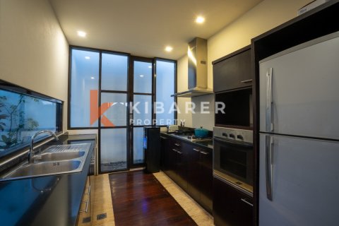 4 bedrooms Villa in Jimbaran, Badung, Indonesia No. 12143 11
