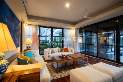 4 bedrooms Villa in Jimbaran, Badung, Indonesia No. 12143 13