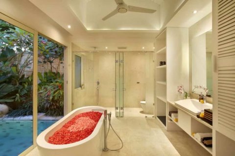 8 bedrooms Villa in Seminyak, Badung, Indonesia No. 258 4