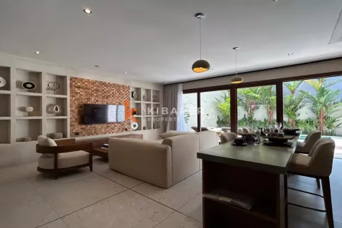 2 bedrooms Villa in Badung, Indonesia No. 11929 2