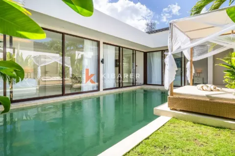 2 bedrooms Villa in Kerobokan, Badung, Indonesia No. 11927