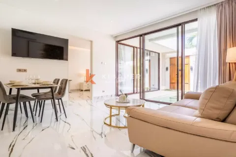 2 bedrooms Villa in Kerobokan, Badung, Indonesia No. 11927 2