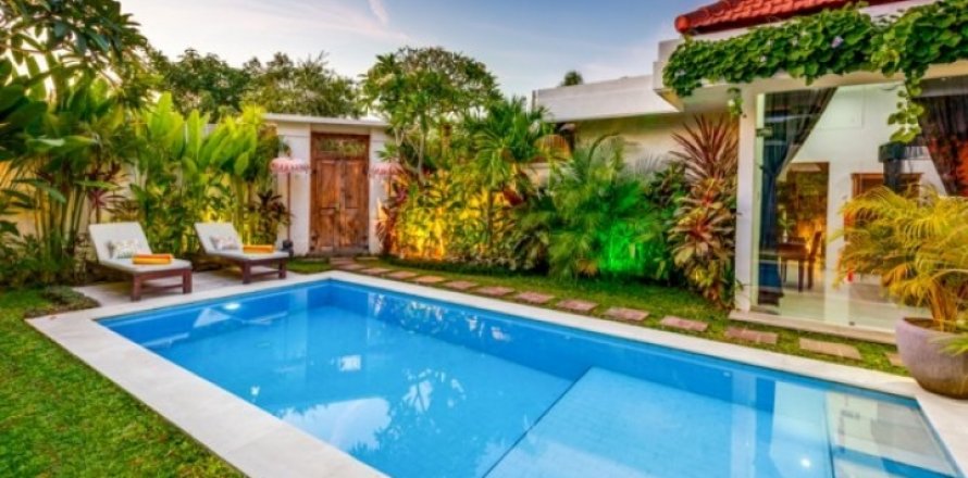 Вилла с 3 спальнями в Seminyak, Бадунг, Индонезия № 1267