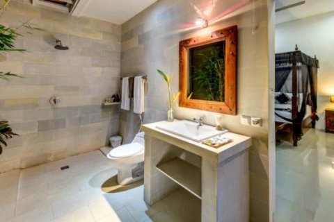 Вилла с 3 спальнями в Seminyak, Бадунг, Индонезия № 1267 10