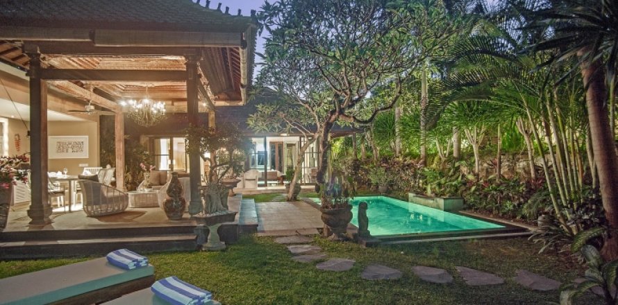 2 bedrooms Villa in Canggu, Badung, Indonesia No. 1270