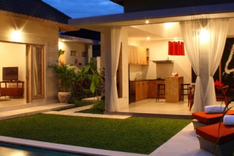 2 bedrooms Villa in Seminyak, Badung, Indonesia No. 1714 6