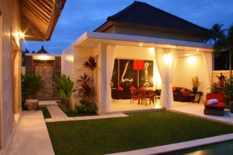 2 bedrooms Villa in Seminyak, Badung, Indonesia No. 1714 5