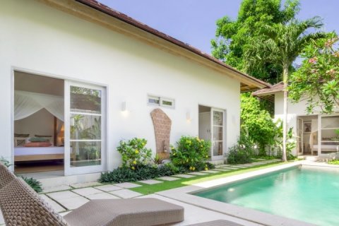 Вилла с 3 спальнями в Seminyak, Бадунг, Индонезия № 1711 3