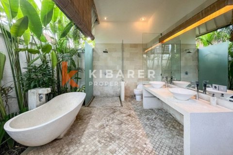 Вилла с 3 спальнями в Kerobokan, Бадунг, Индонезия № 12180 11