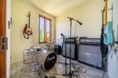 Вилла с 3 спальнями в Tabanan, Табанан, Индонезия № 12175 7