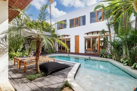 4 bedrooms Villa in Badung, Indonesia No. 10510