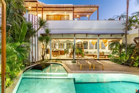 4 bedrooms Villa in Badung, Indonesia No. 10510 5