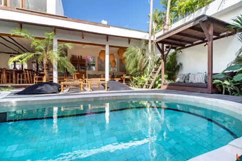 4 bedrooms Villa in Badung, Indonesia No. 10510 2