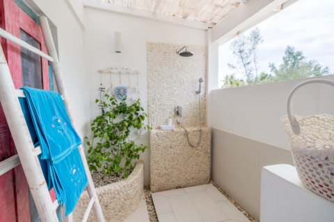 7 bedrooms Villa in Central Lombok, Indonesia No. 10512 15