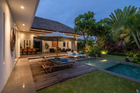 4 bedrooms Villa in Kerobokan, Badung, Indonesia No. 10511 2