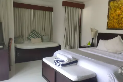 7 bedrooms Villa in Tibubeneng, Badung, Indonesia No. 10899 13