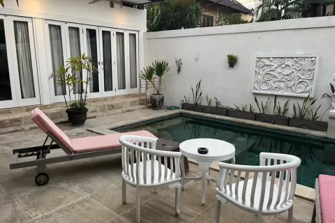 7 bedrooms Villa in Tibubeneng, Badung, Indonesia No. 10899 5