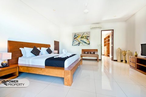 Вилла с 5 спальнями в Canggu, Бадунг, Индонезия № 8228 11
