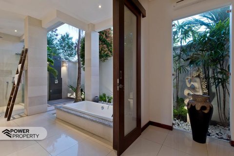 Вилла с 5 спальнями в Canggu, Бадунг, Индонезия № 8228 14