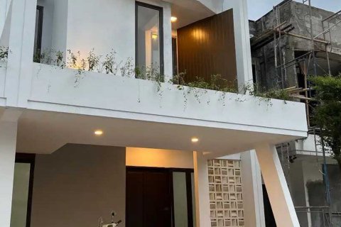 TEMAGAMI RESIDENCE in Tangerang, Indonesia No. 3989 6
