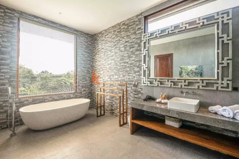 5 bedrooms Villa in Pererenan, Mengwi, Badung, Indonesia No. 12445 19