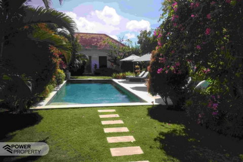6 bedrooms Villa in South Kuta, Badung, Indonesia No. 8893