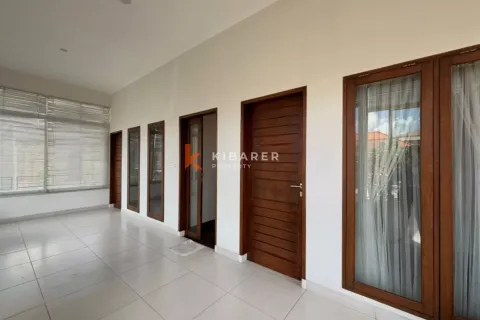 3 bedrooms Villa in Tibubeneng, Badung, Indonesia No. 13313 17