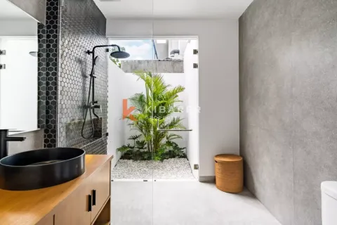 4 bedrooms Villa in Badung, Indonesia No. 13316 13