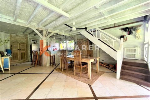 4 bedrooms Villa in Tibubeneng, Badung, Indonesia No. 12792 13