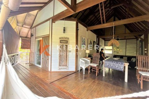 4 bedrooms Villa in Tibubeneng, Badung, Indonesia No. 12792 11