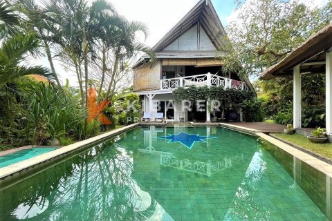 4 bedrooms Villa in Tibubeneng, Badung, Indonesia No. 12792 2