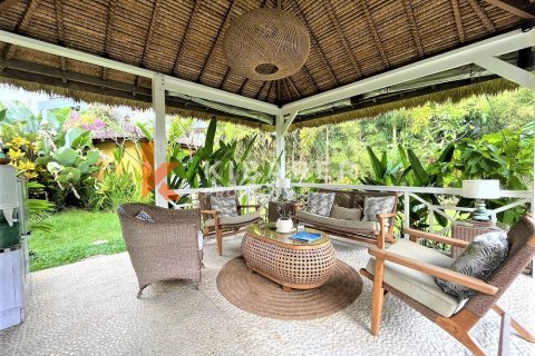 4 bedrooms Villa in Tibubeneng, Badung, Indonesia No. 12792 16