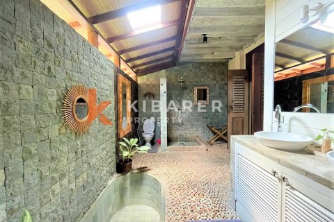 4 bedrooms Villa in Tibubeneng, Badung, Indonesia No. 12792 5