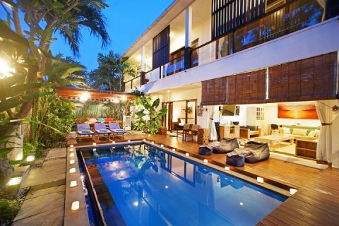 Вилла с 5 спальнями в Seminyak, Бадунг, Индонезия № 1011