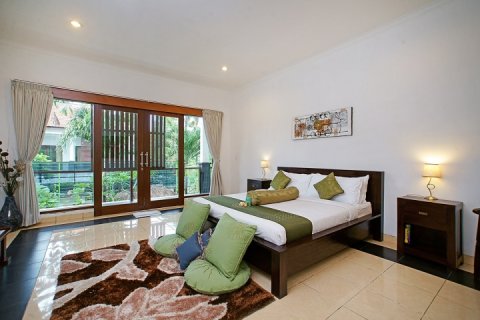 Вилла с 5 спальнями в Seminyak, Бадунг, Индонезия № 1011 16