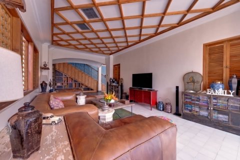 Вилла с 4 спальнями в Seminyak, Бадунг, Индонезия № 783 8